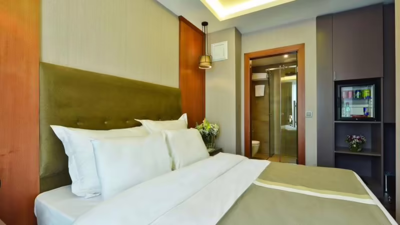 BLUEWAY HOTEL CITY