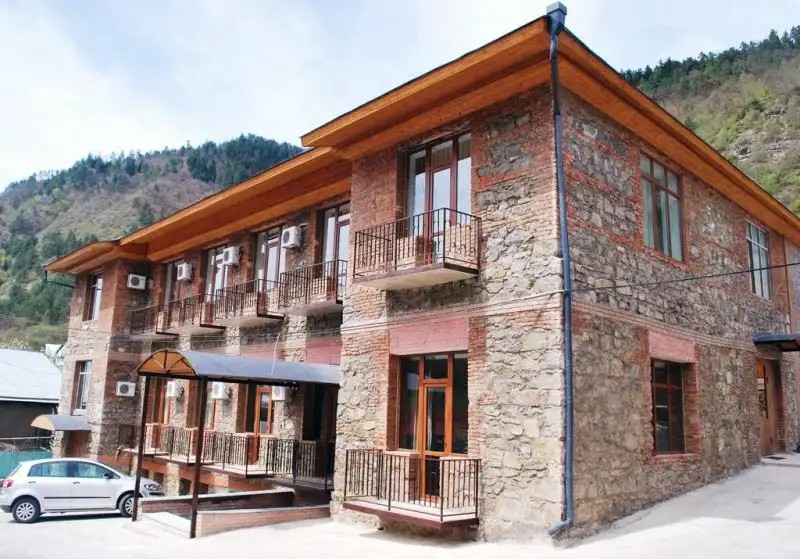 OLD BORJOMI