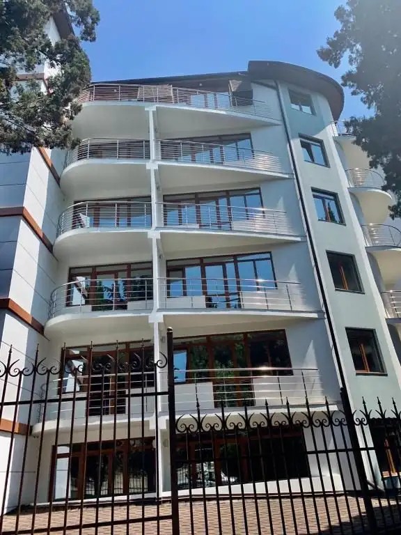 ALUSTON PARK HOTEL (АЛУСТОН)