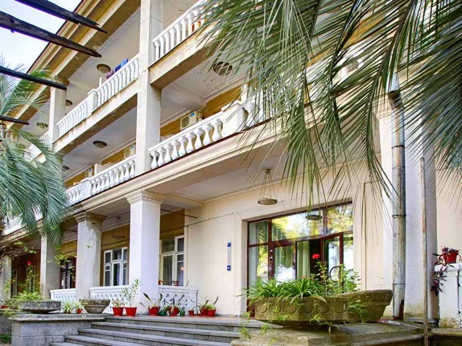 МИДЕЛЬ-ГАГРА