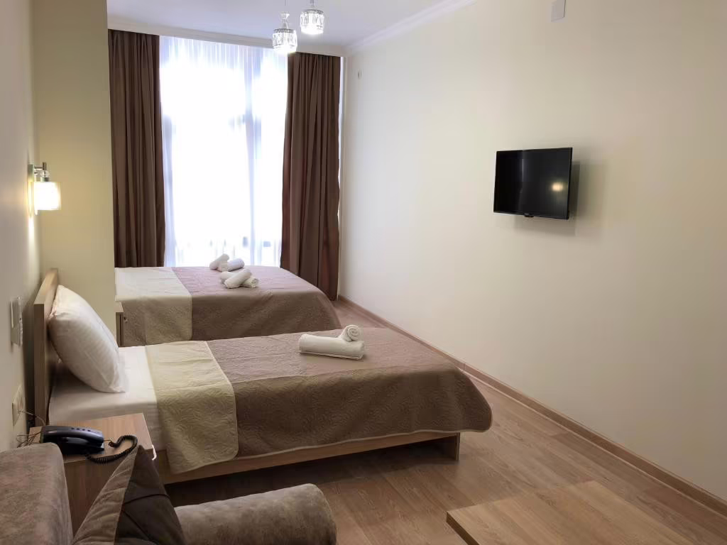 BELUGO HOTEL