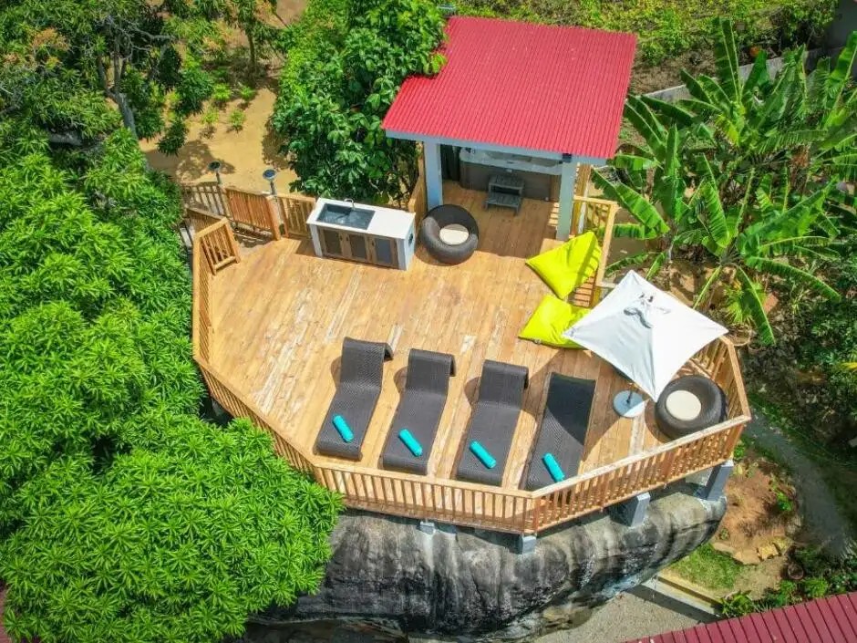 VILLA ELODIA