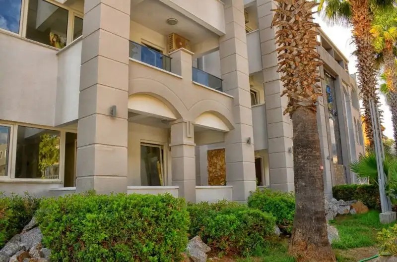 TWO SEAS HOTEL