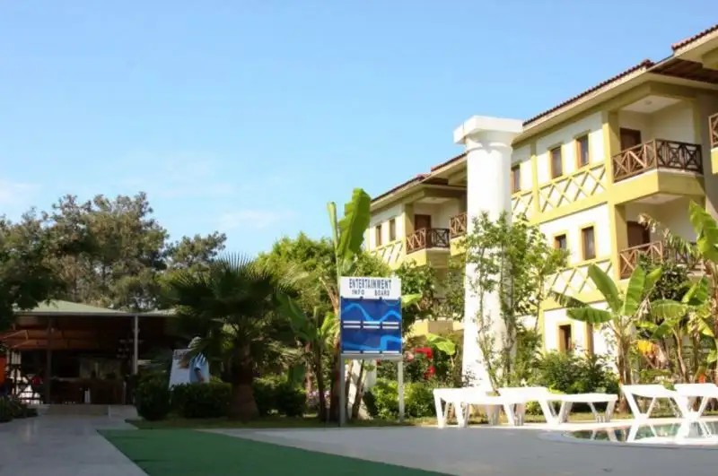 CLUB LAGONYA GARDEN