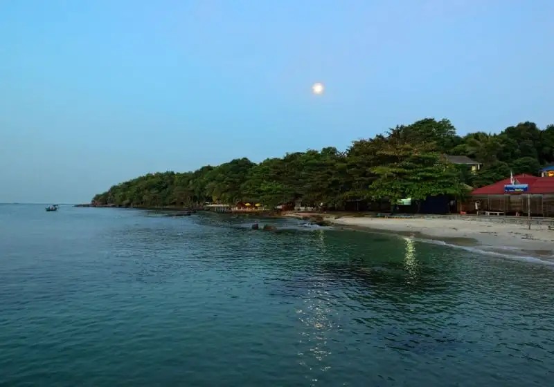 HOLIDAY VILLA NATAYA