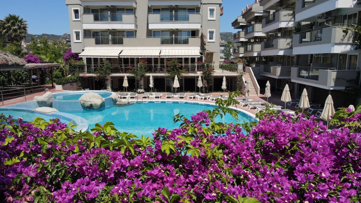 BEGONVILLE HOTEL