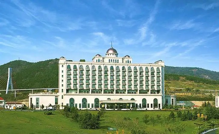 DALIAN INTERNATIONAL FINANCE CONFERENCE CENTER
