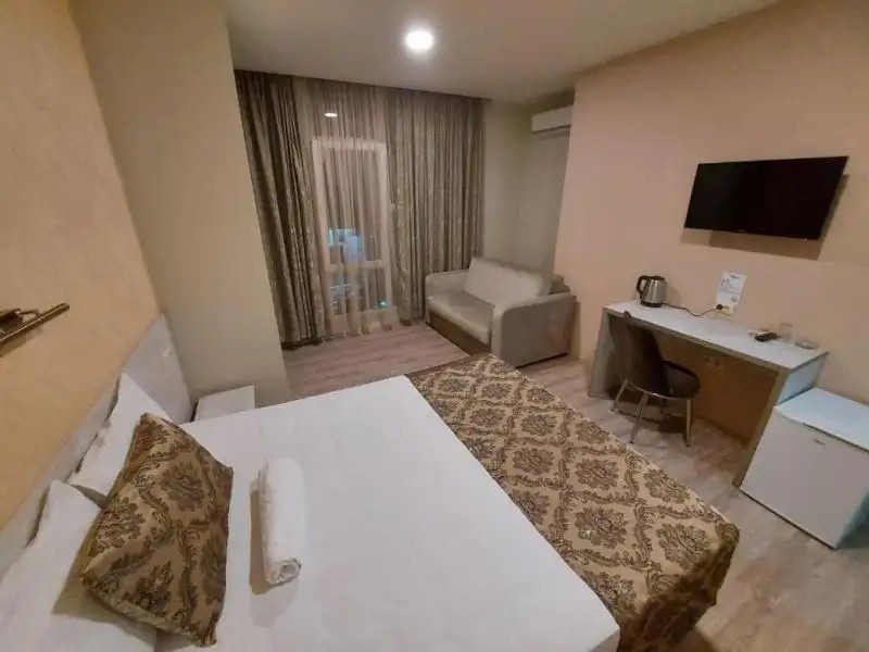 ELIO INN