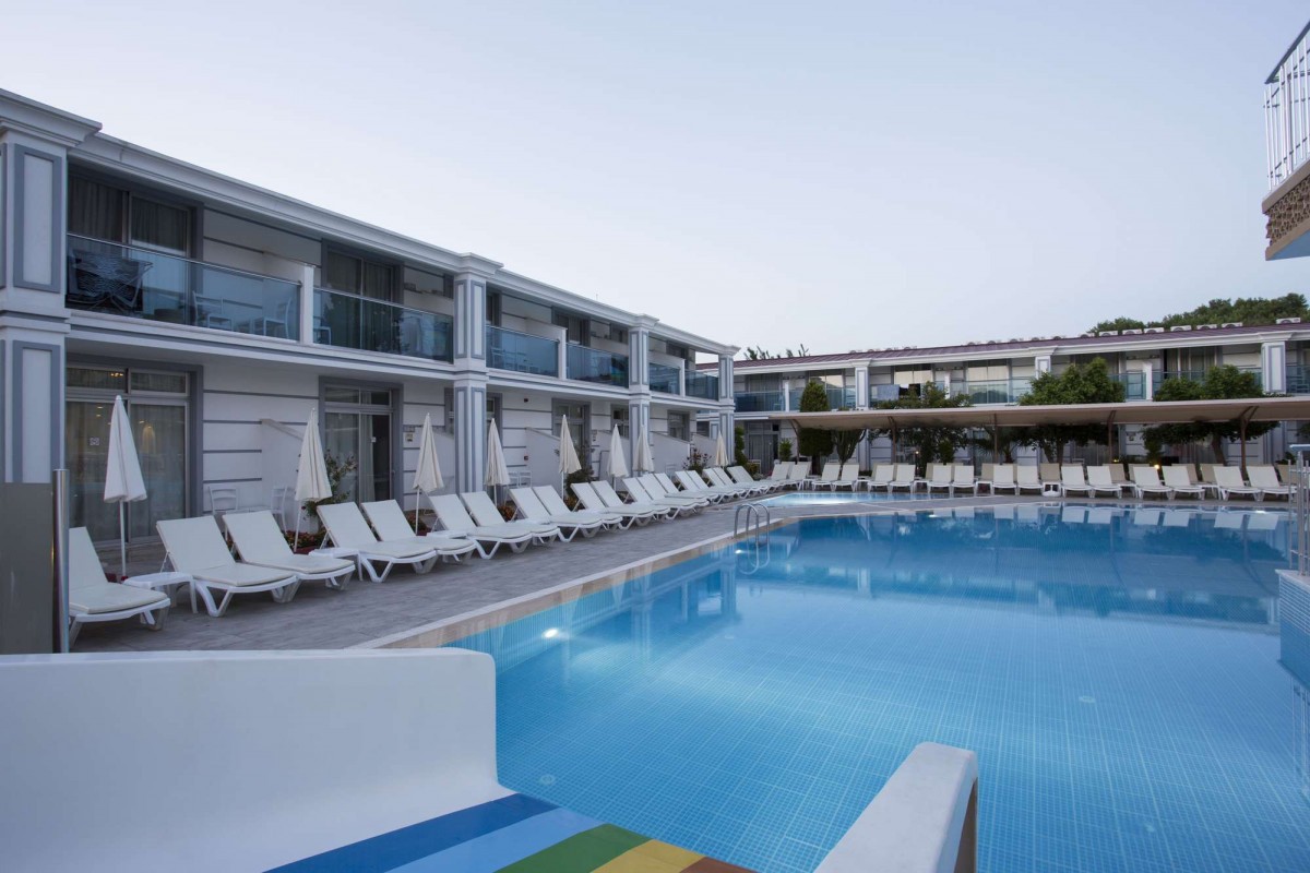 SUN CLUB HOTEL
