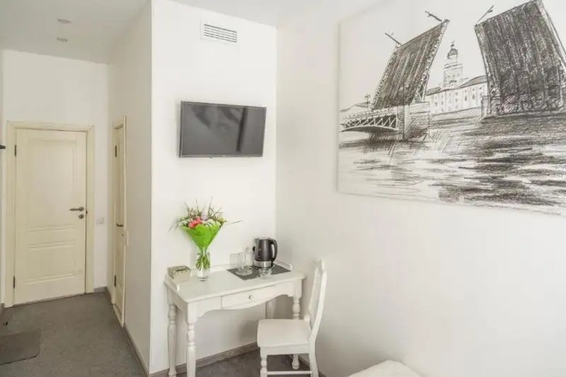 BRIDGE CITY ROOMS