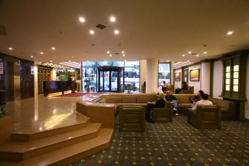 ISTANBUL ROYAL HOTEL