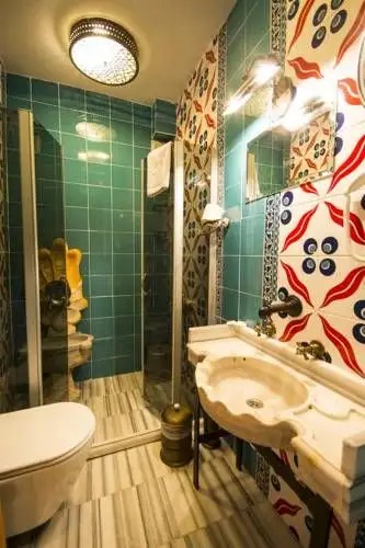 SULTAN CORNER SUITES