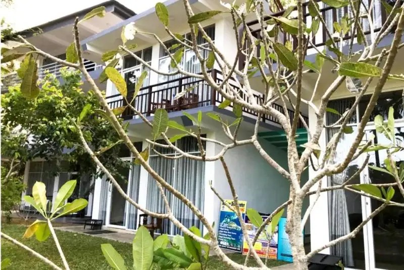 O2 VILLAS WELIGAMA