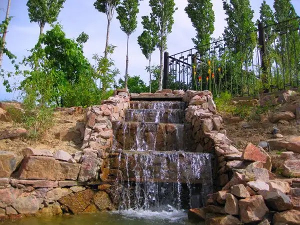 AVENUE PARK