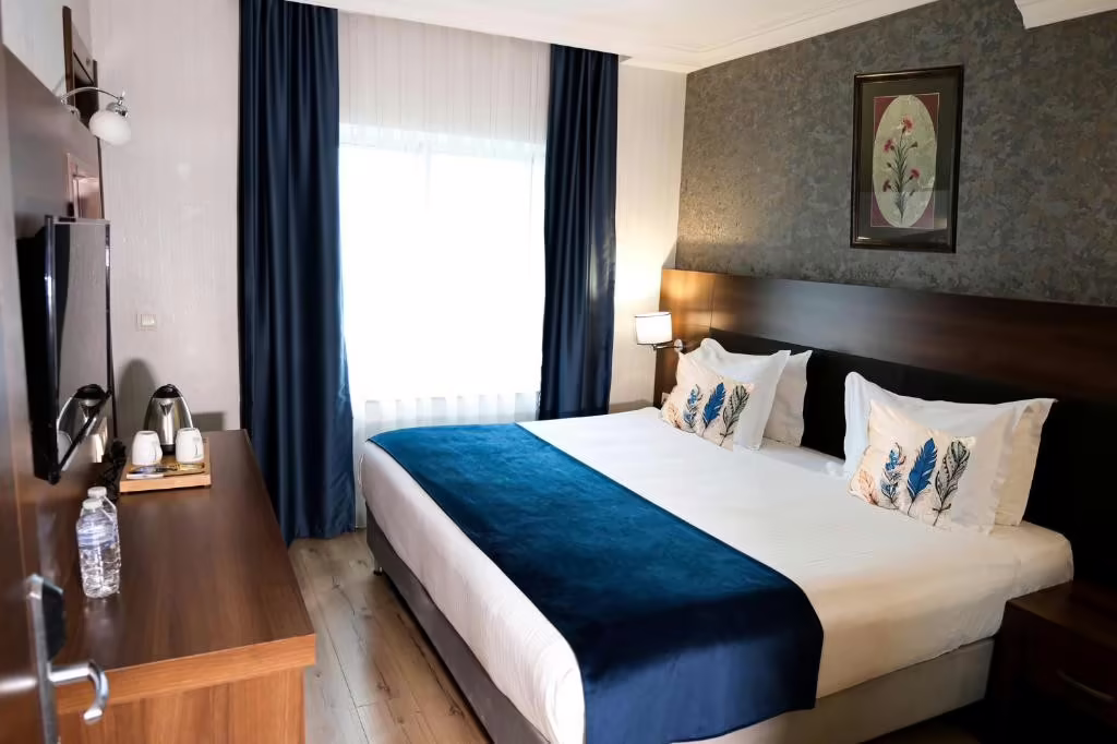 RHISS HOTEL BOSTANCI