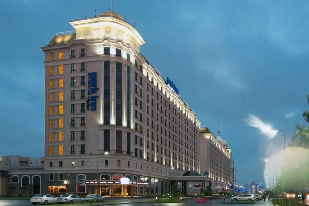 PARK INN BY RADISSON