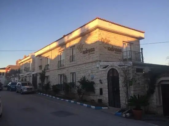 MY ADRESS BUTIK OTEL ALACATI