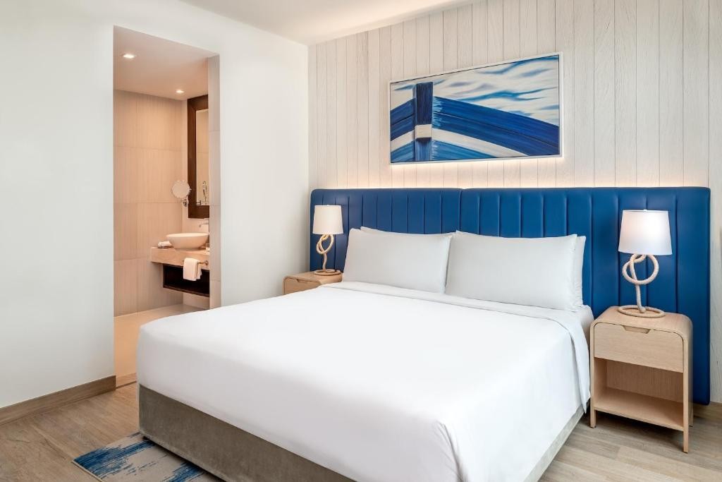 CROWNE PLAZA ABU DHABI YAS ISLAND