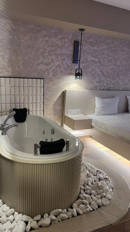 AVWAN HOTEL CIGLI 