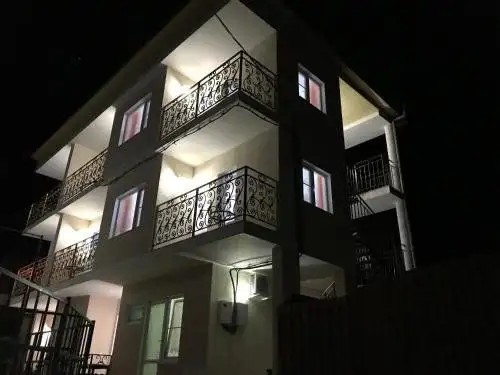 ПАПА КАРЛО