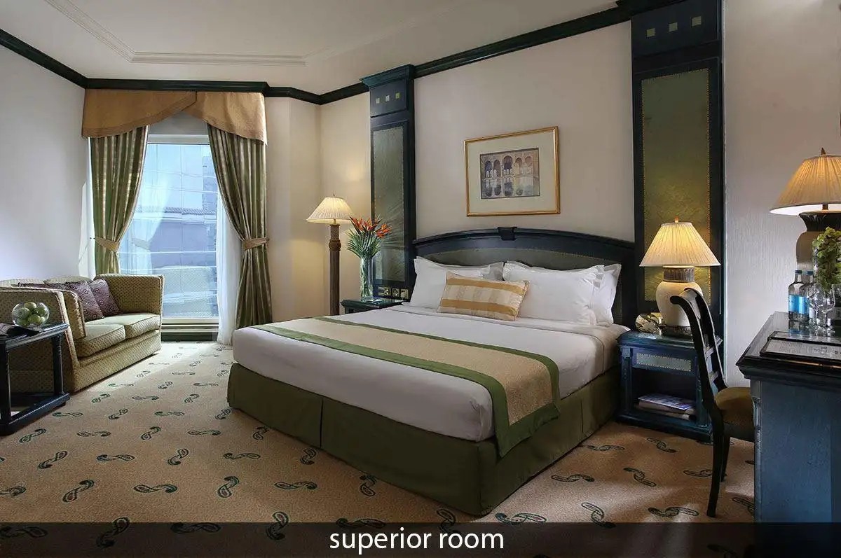 KNIGHT CASTLE HOTEL (EX. CARLTON PALACE)