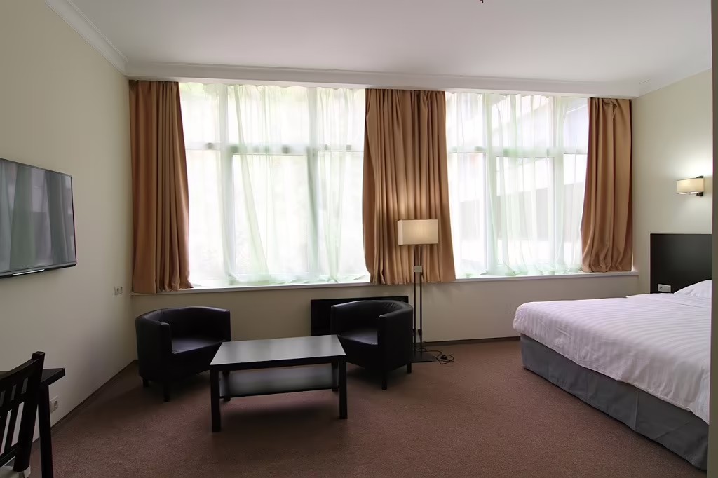 КОНТИНЕНТ ГАГРА