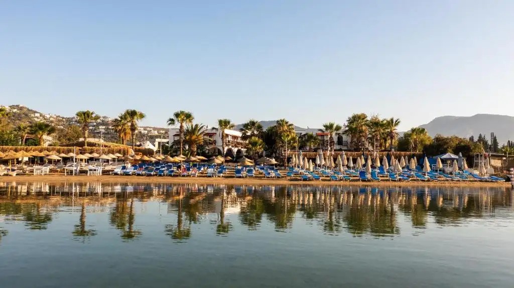 COSTA BITEZHAN HOTEL