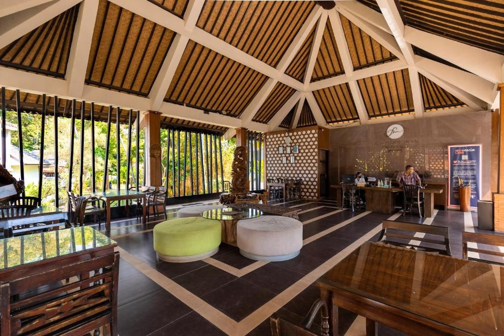 FULL MOON VILLA