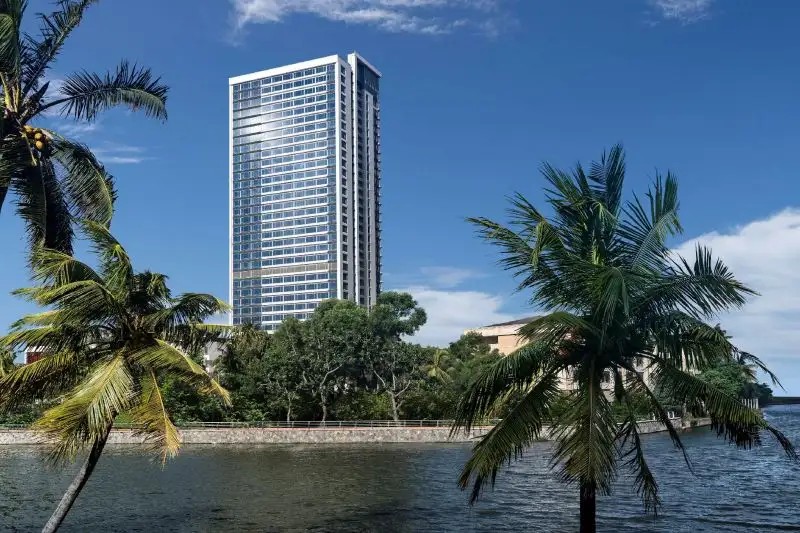 SHANGRI-LA COLOMBO