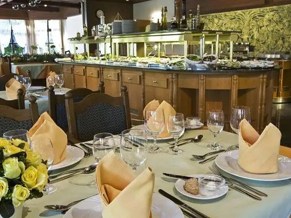 ENSANA THERMAL SARVAR (EX. DANUBIUS HEALTH SPA RESORT)