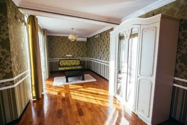 ГЕСТ КАСЛ (СУХУМСКИЙ ЗАМОК)