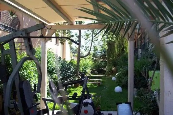 CAPTAINS HOUSE HOTEL