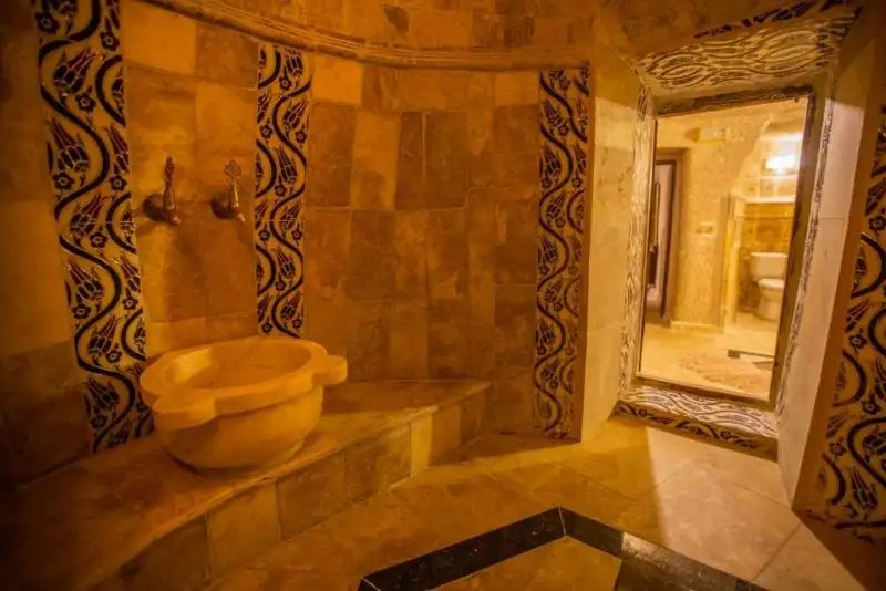 ROYAL CAVE HOTEL
