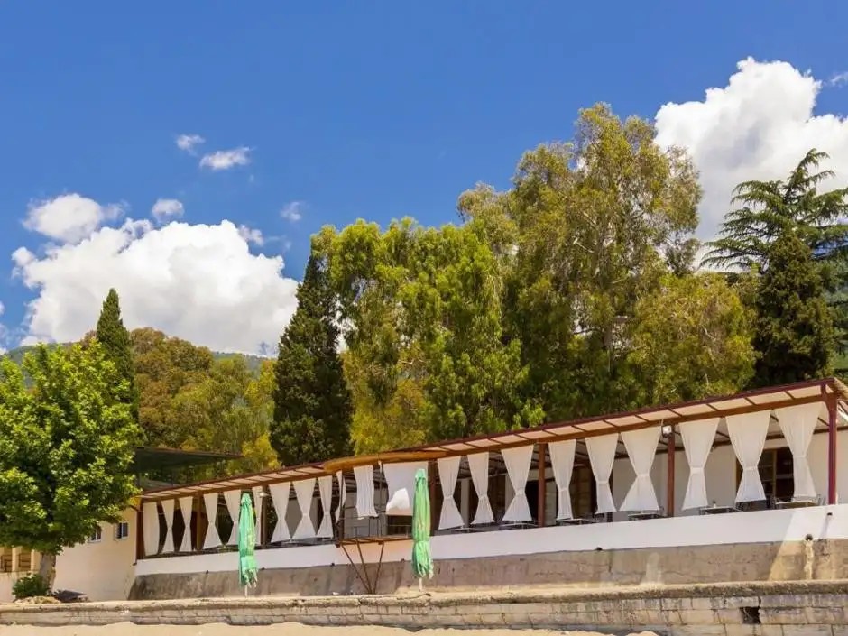 МИДЕЛЬ-ГАГРА