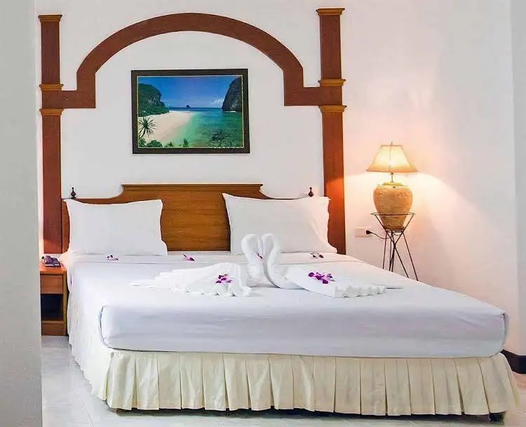 BE BAAN PARADISE HOTEL