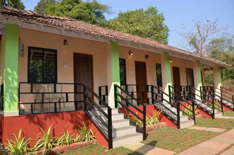 MAHI RESORT
