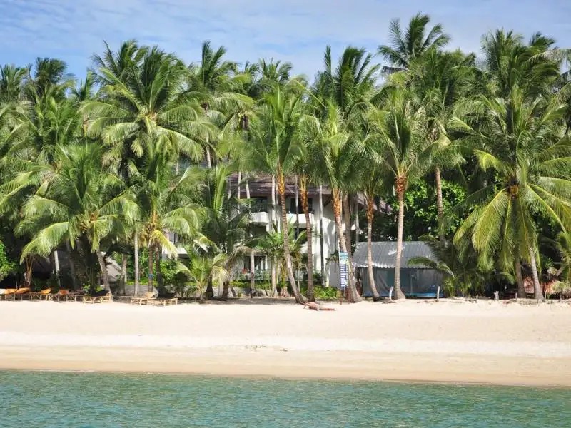 COCO HUT BEACH RESORT
