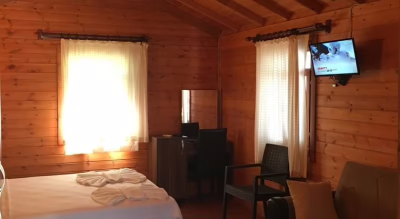 GREEN PEACE HOTEL