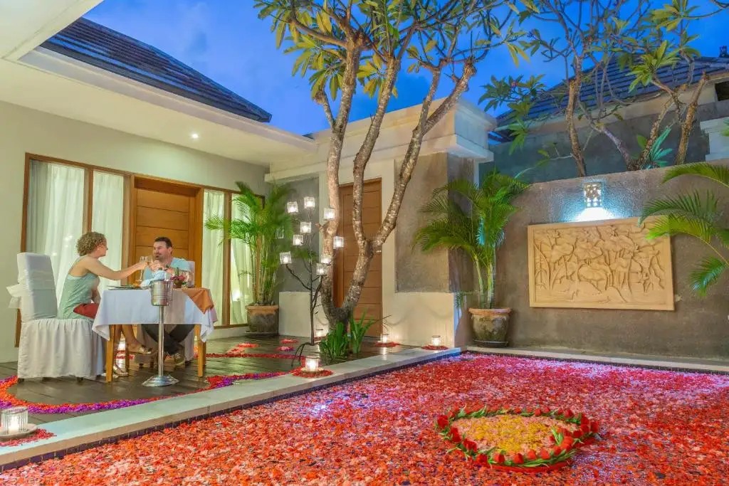 THE LIGHT EXCLUSIVE VILLAS AND SPA