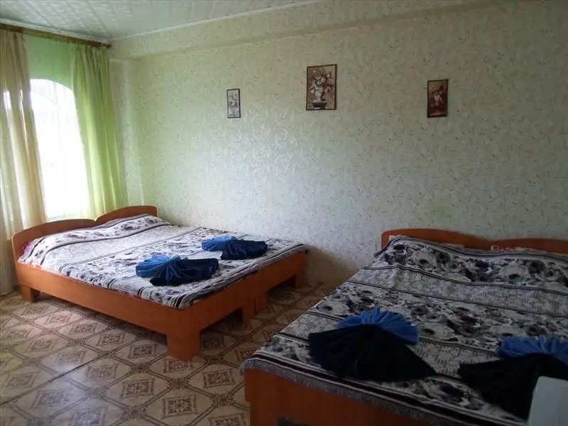 ГРИН ЯРД (ЗЕЛЕНЫЙ ДВОР)