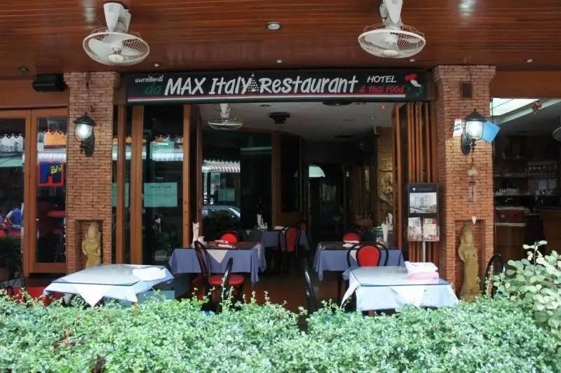 MAX RESIDENCE