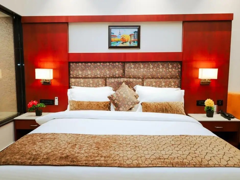 DALLAS BEACH RESORT (EX. ORALIA RESORT)