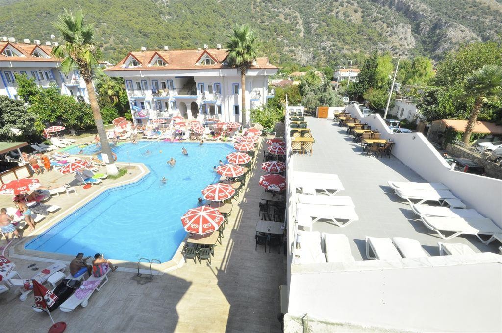 AKDENIZ BEACH