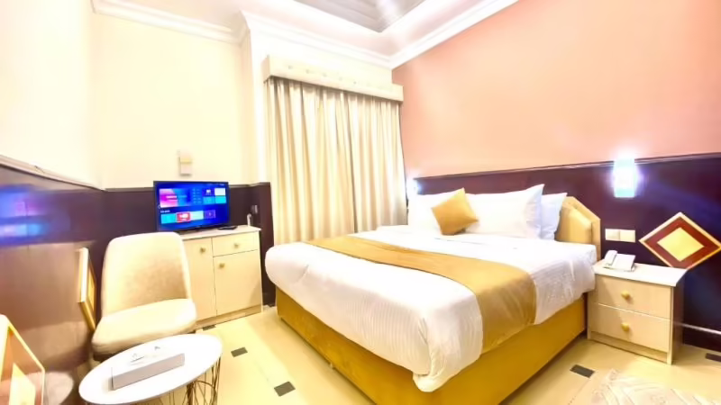 CONCORDE INN HOTEL