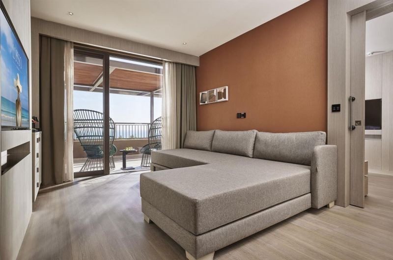 superior family suite nature