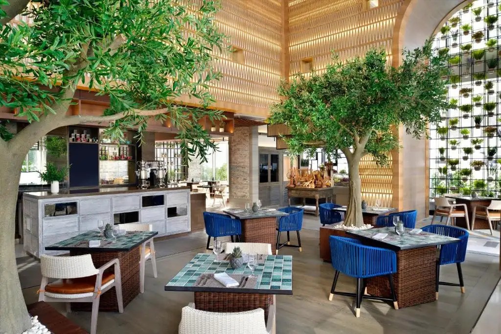 CROWNE PLAZA DUBAI MARINA