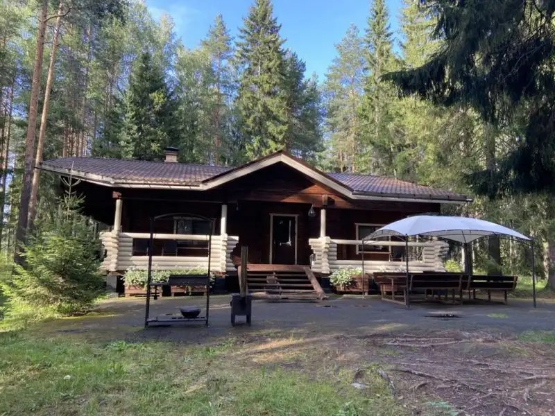 COMFORT LODGE