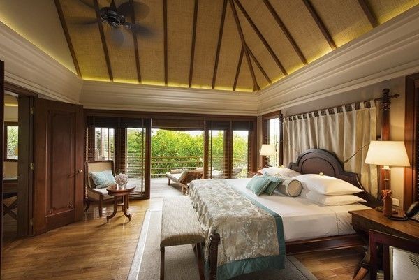 villa on stilts