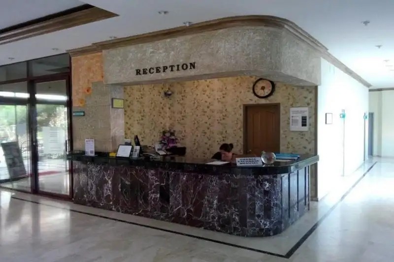 SAILOR APART HOTEL