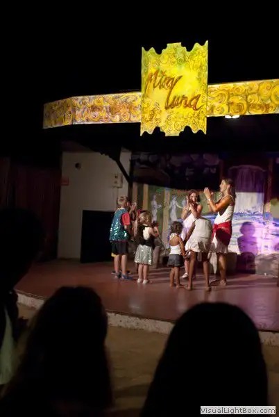 MIRA LUNA CLUB
